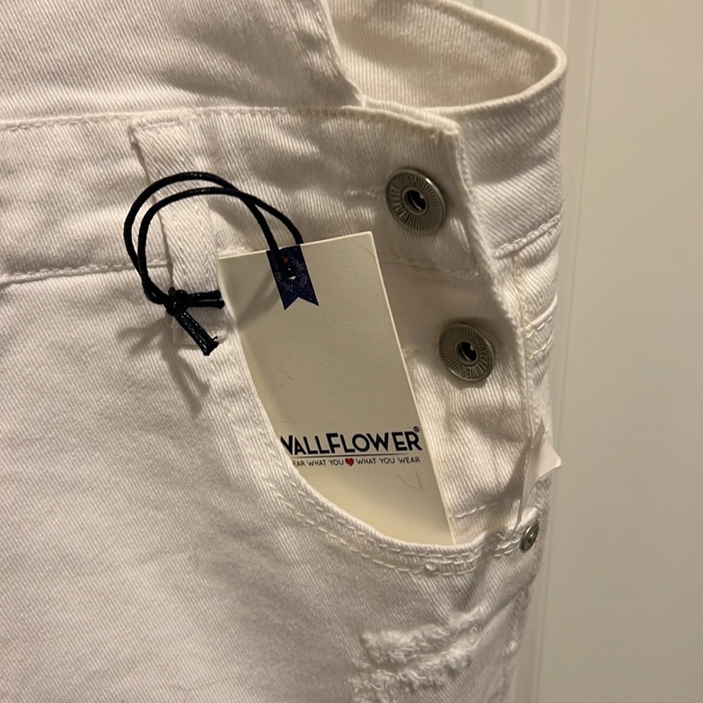 Wallflower White Short Overalls Size L - Picture 7 of 16